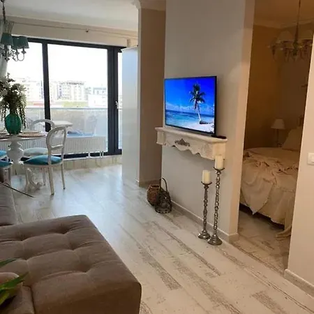Apartment Near The Beach Antalya